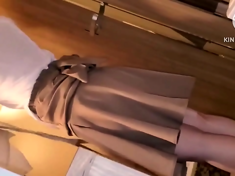 Jav Pornstar's Steamy Creampie Escape ~ A Japanese Delight!