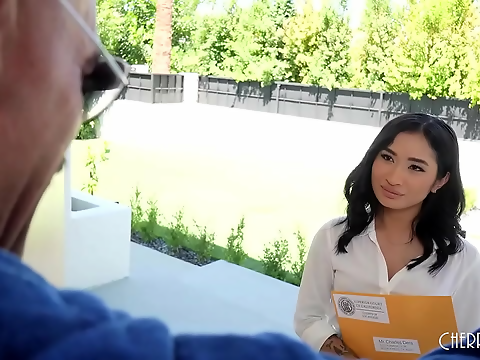 JAV Dream Come True ~ Petite Asian Spinner Avery Black Tossed Around and Fucked by Charles Dera