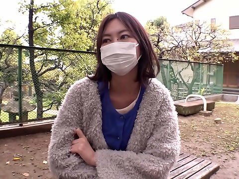 Naughty Wife's Public Exposure ~ Thrilling Park Show!