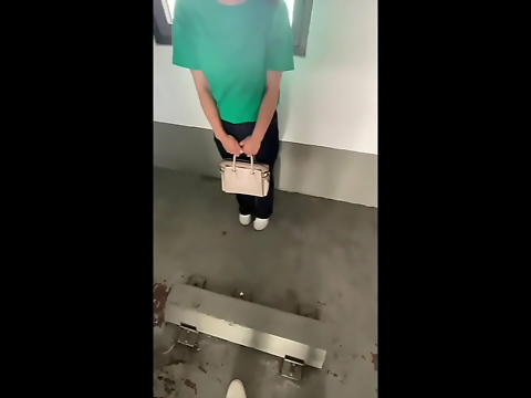 Sexy SNS meeting with cute Japanese girl turns into a wild hookup!