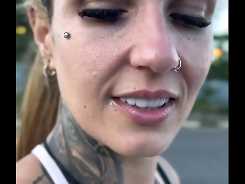 Japanese Pornstar Gives Blowjob for $10, Wants to Take You to the Alleyway!