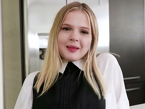 Ride The Siscreep-Nut With Step Sis November- Coco Lovelock