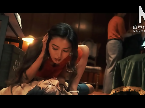 Jav Idol Rae Lil Black Teases and Pleases in a Sexy Black Lingerie